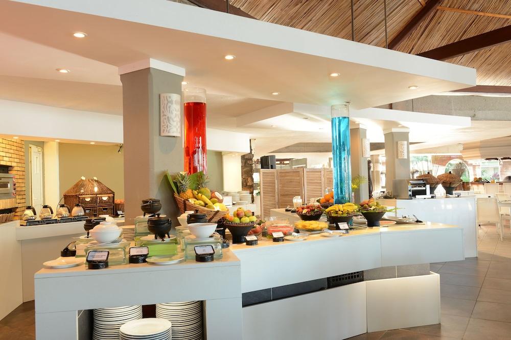 Veranda Grand Baie Hotel & Spa Exterior photo